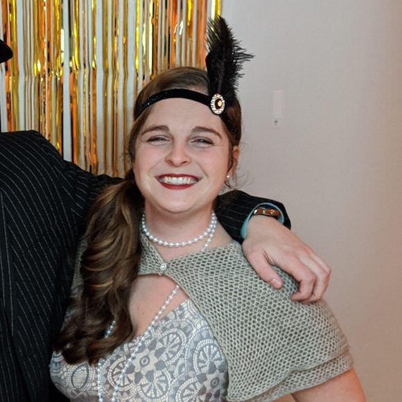 Meet your Posher, Mikaela - Picture 1 of 1